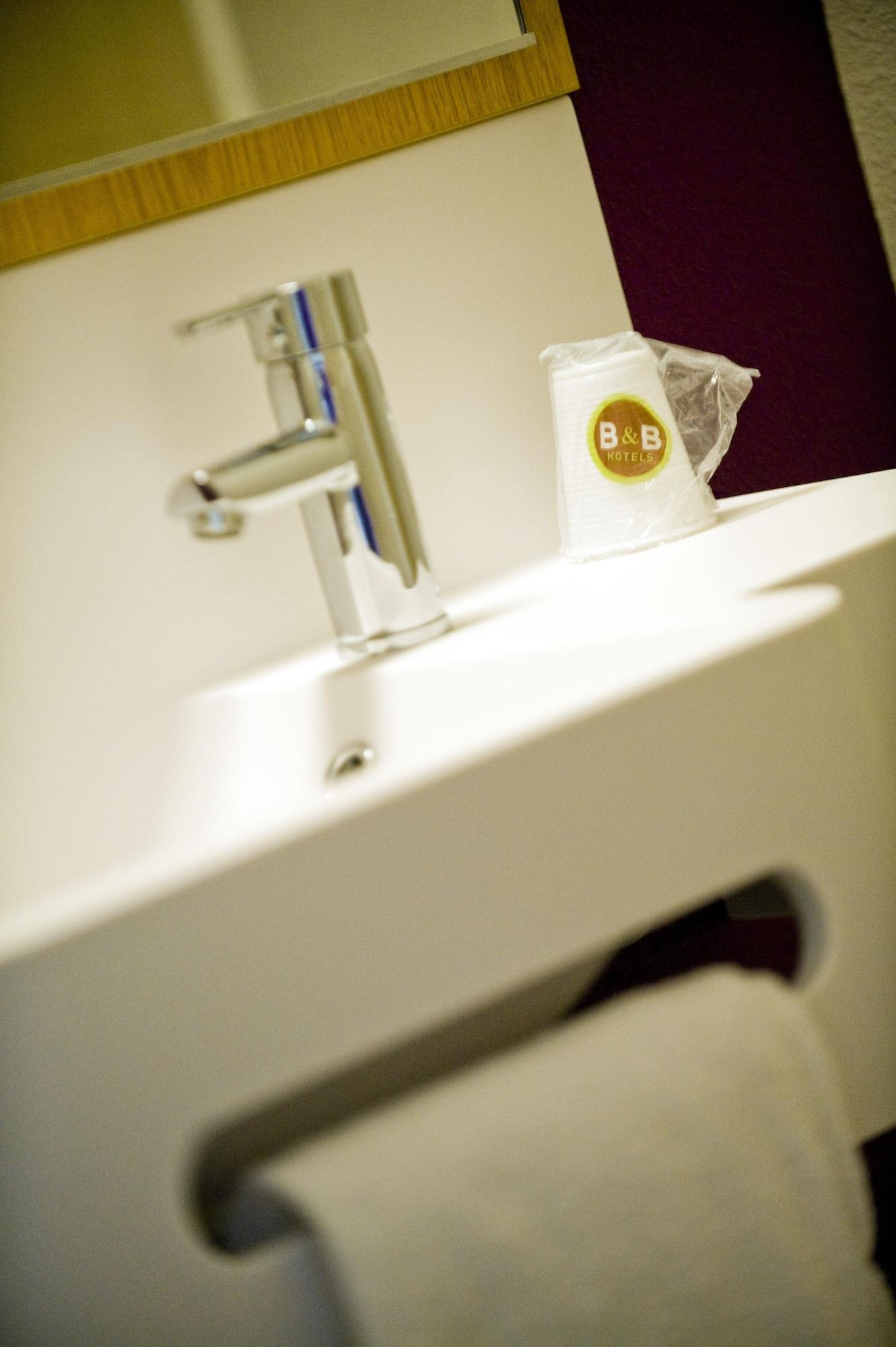 B&B Hotel Meaux 2*